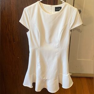 DO+BE white cap sleeve lined mini dress size small perfect for graduation